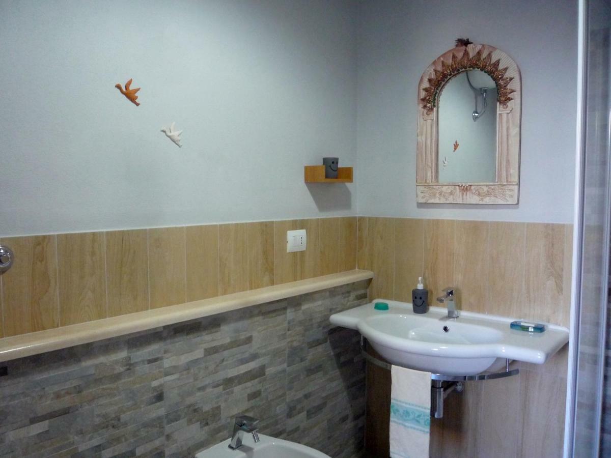 A.C. Le Pavoncelle Bed & Breakfast Assemini Ngoại thất bức ảnh